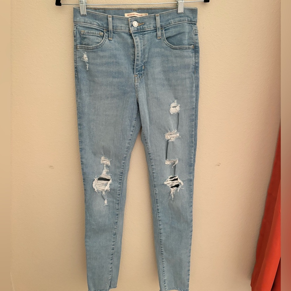 LEVI’S High Rise - Super Skinny 26